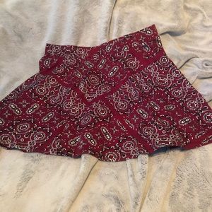 Maroon paisley skater skirt (M)